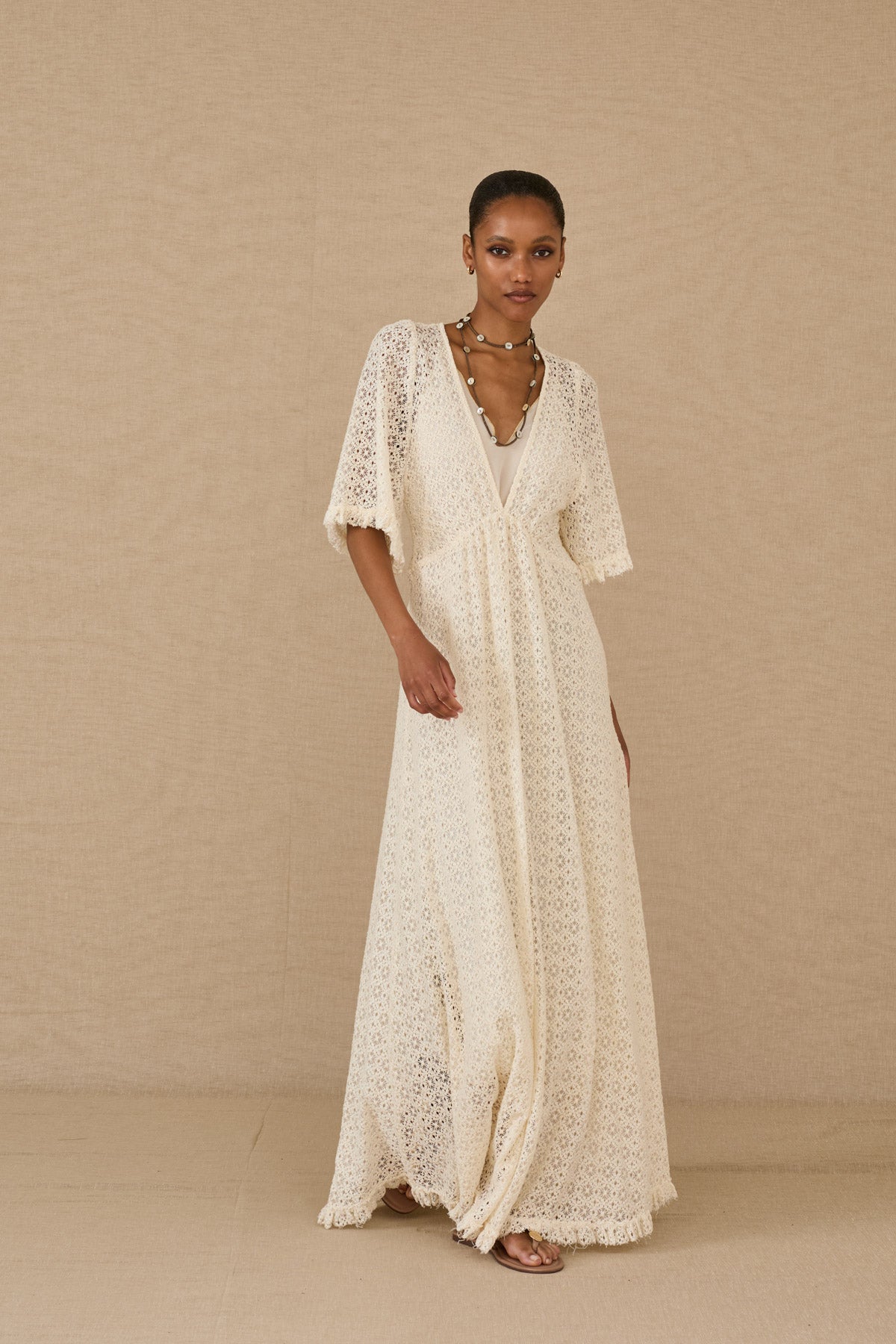 Vestido largo de encaje SHIVA - TP2602