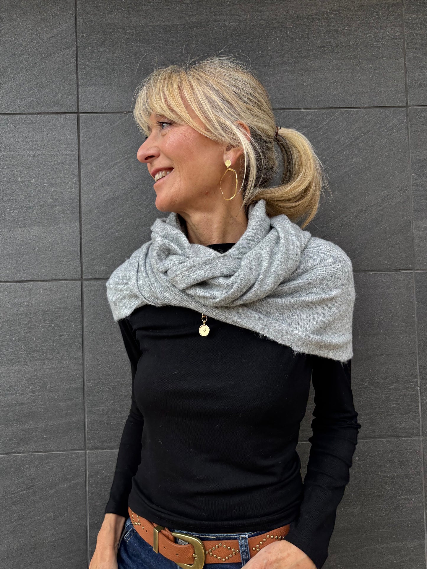 Bufanda triangular AMPI