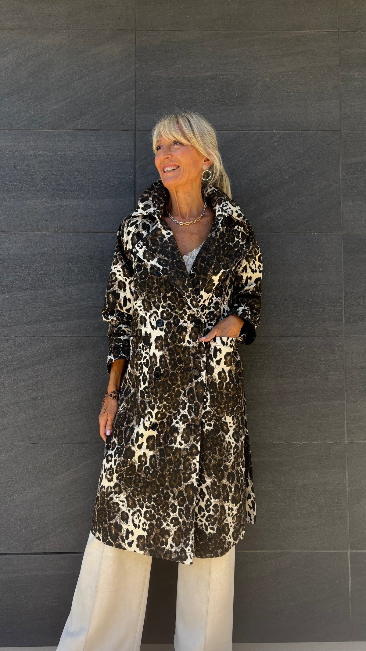 Gabardina GIA animal print