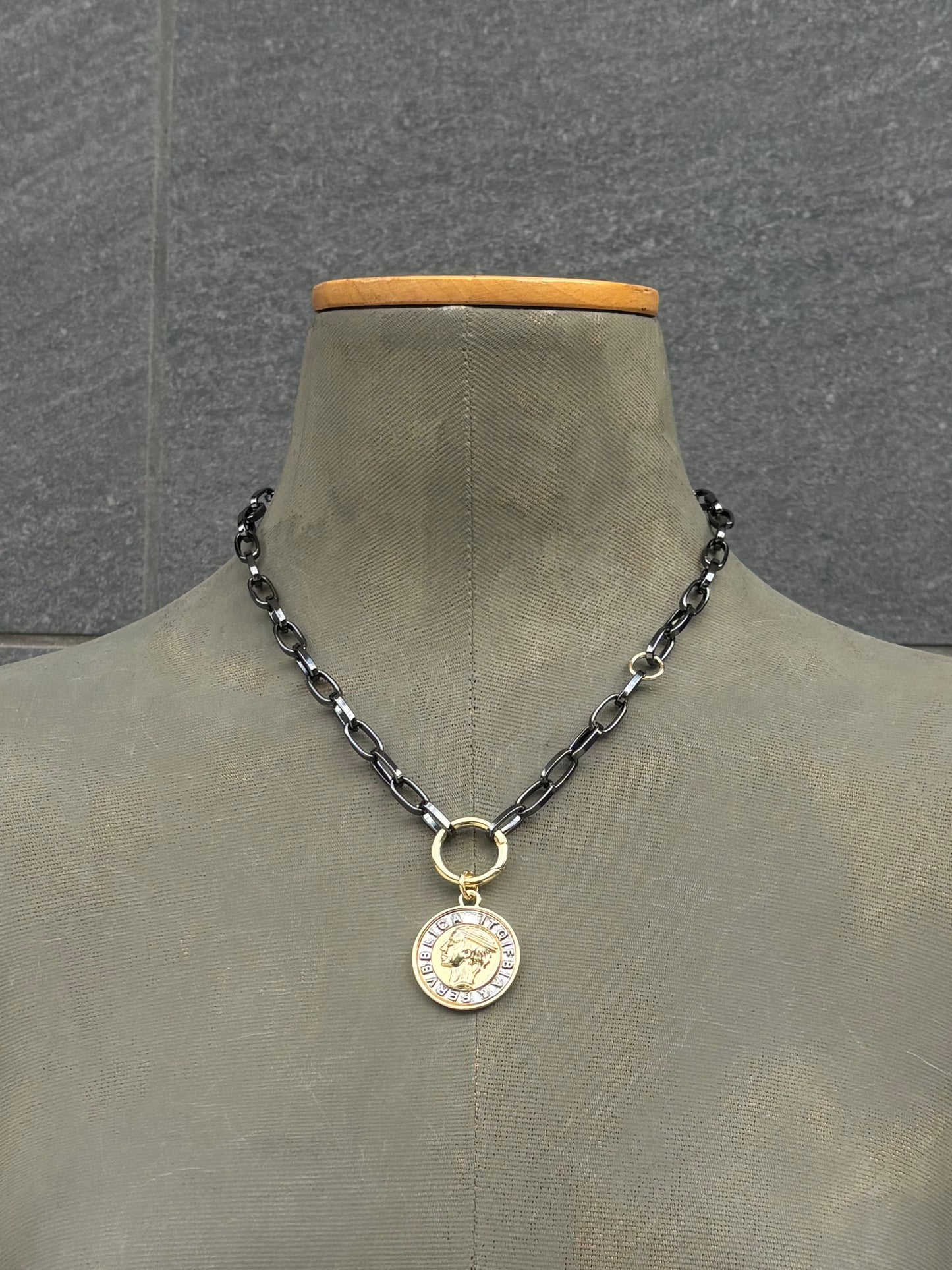 Collar BEA -TO24CJ