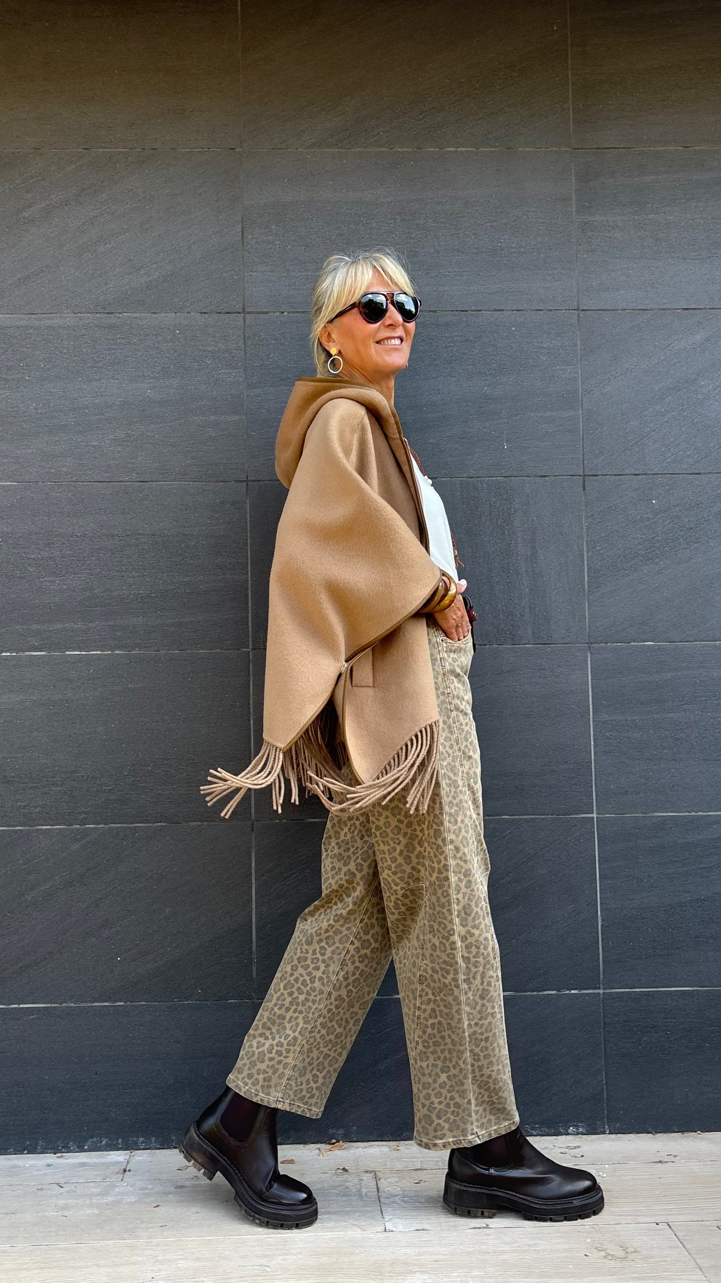 Poncho de flecos CAMILA