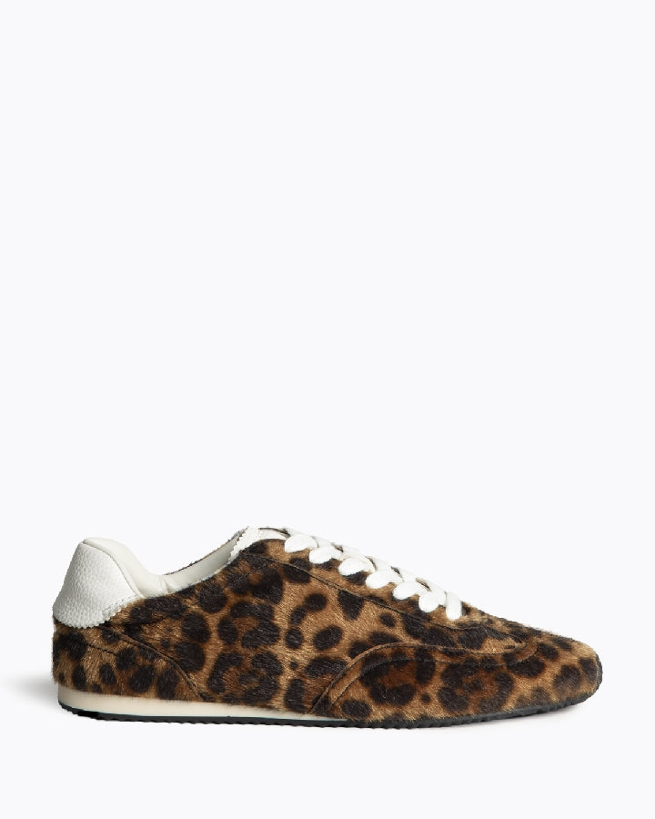 Deportiva animal print